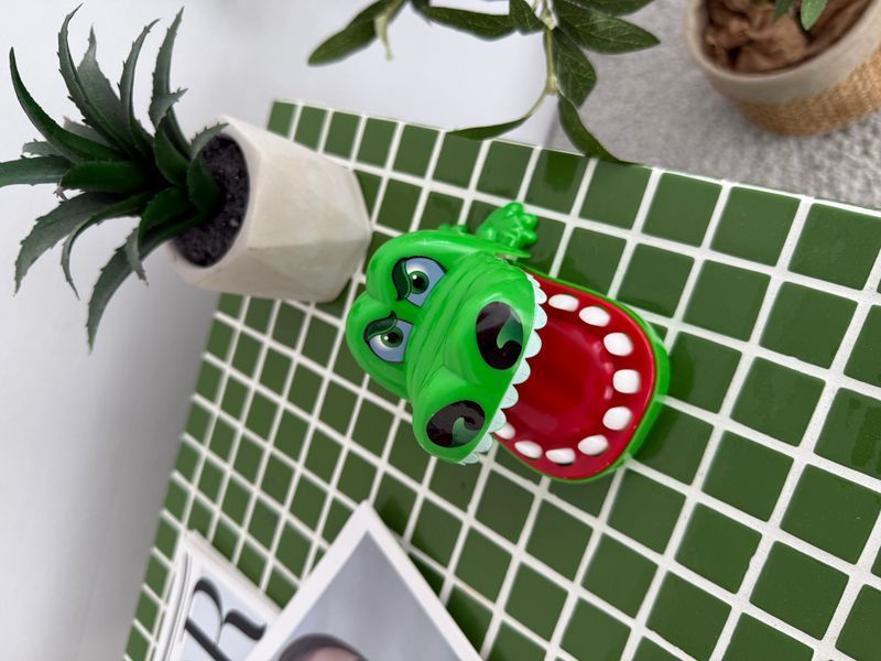 Настільна гра Крокодил стоматолог дитяча гра кусаючий крокодил Bite Crocodile інтерактивна гра для дітей 174 фото