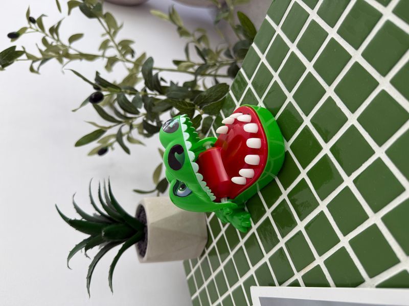Настільна гра Крокодил стоматолог дитяча гра кусаючий крокодил Bite Crocodile інтерактивна гра для дітей 174 фото