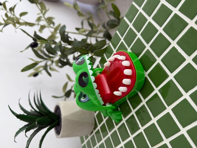 Настільна гра Крокодил стоматолог дитяча гра кусаючий крокодил Bite Crocodile інтерактивна гра для дітей 174 фото